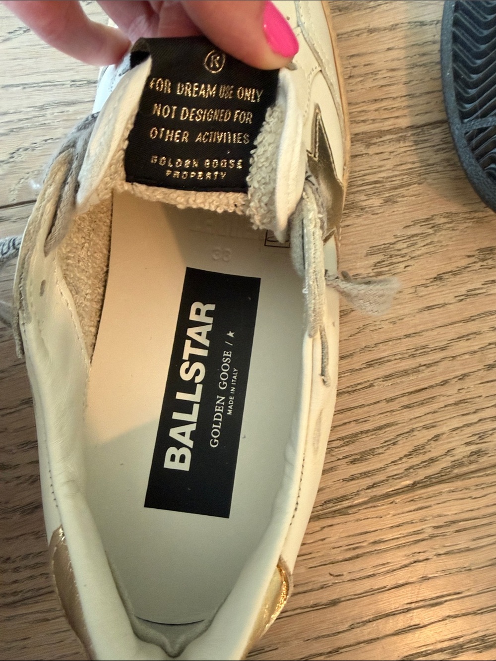 Golden Goose Ball Star with Gold Star and Heel tab 38 BRAND NEW - Picture 9 of 15